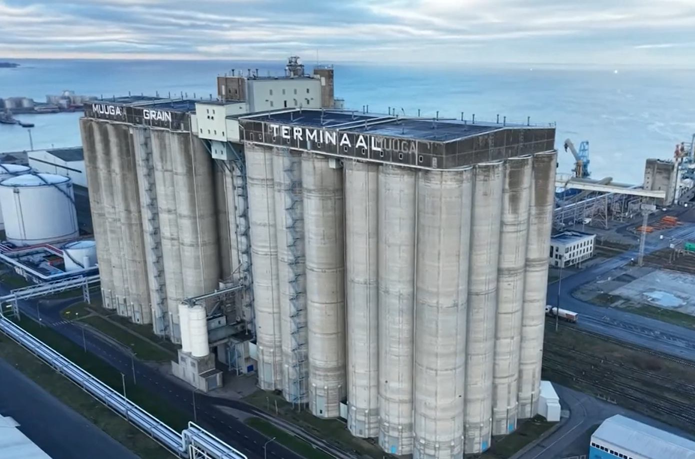The iconic grain terminal in Muuga, just east of Tallinn.