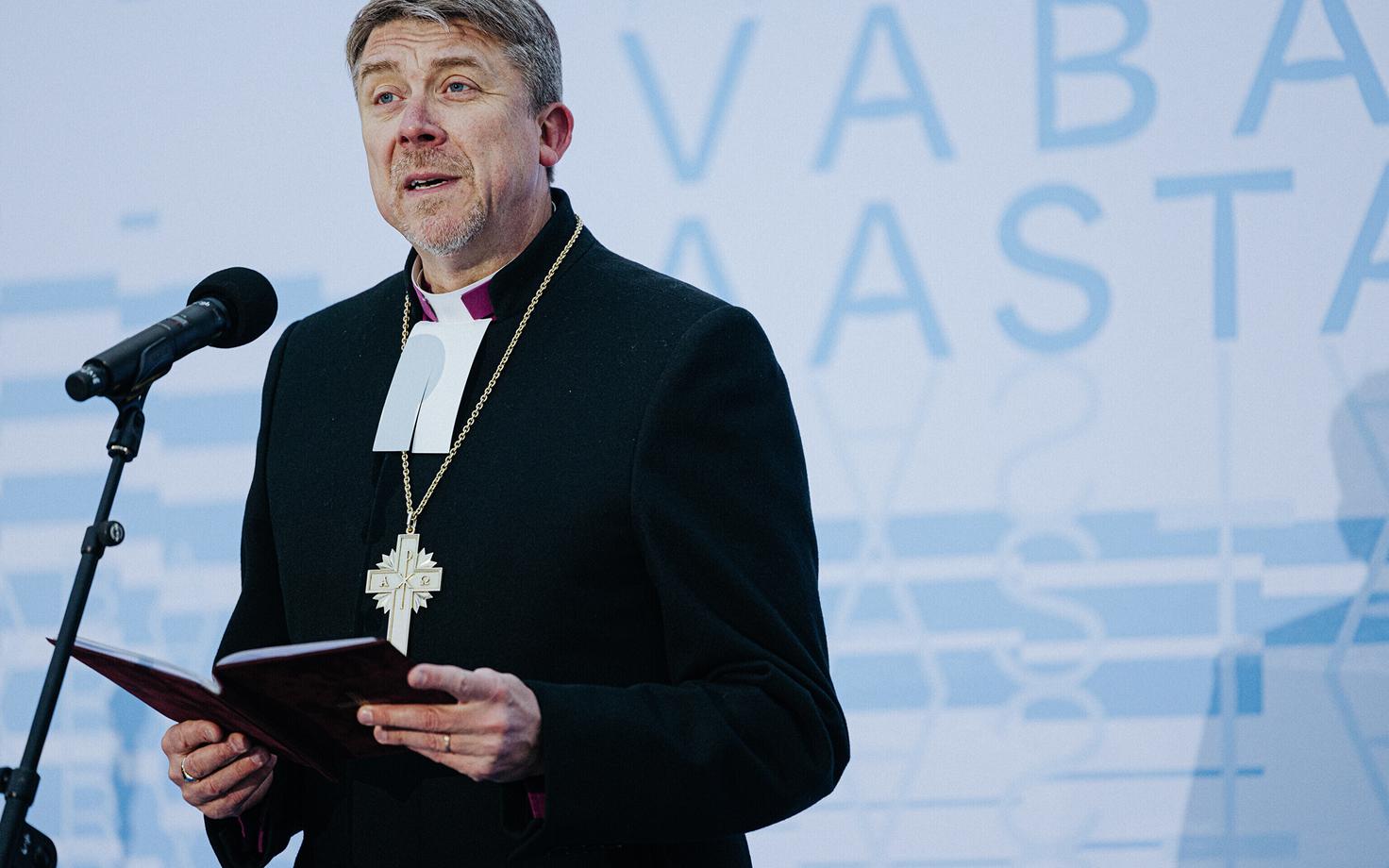 Peapiiskop Urmas Viilma riigilipu pidulikul heiskamisel Toompeal