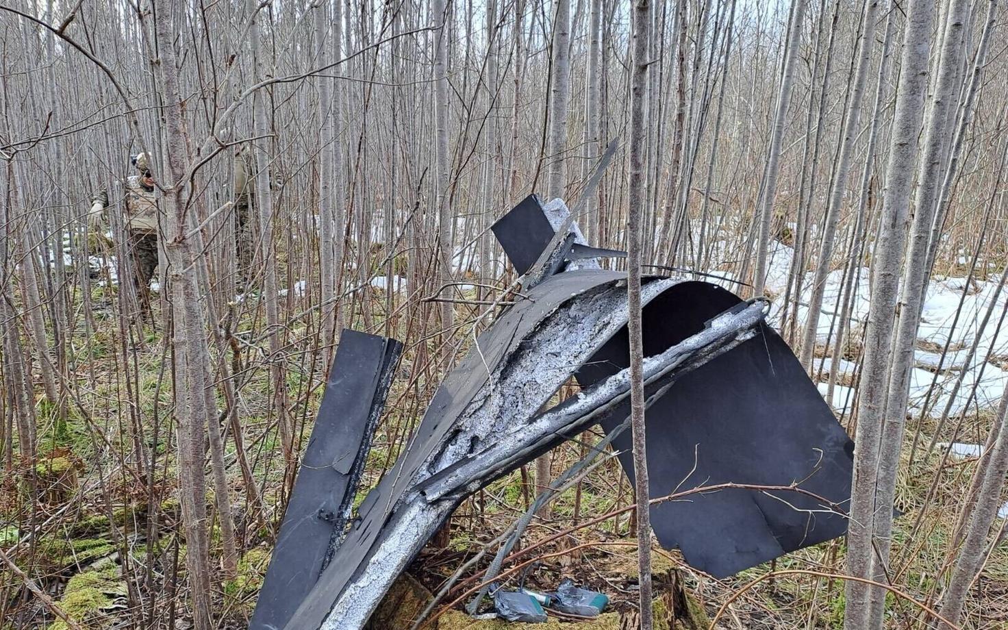 Lätisse lennanud Ukraina drooni allakukumiskoht ja rusud