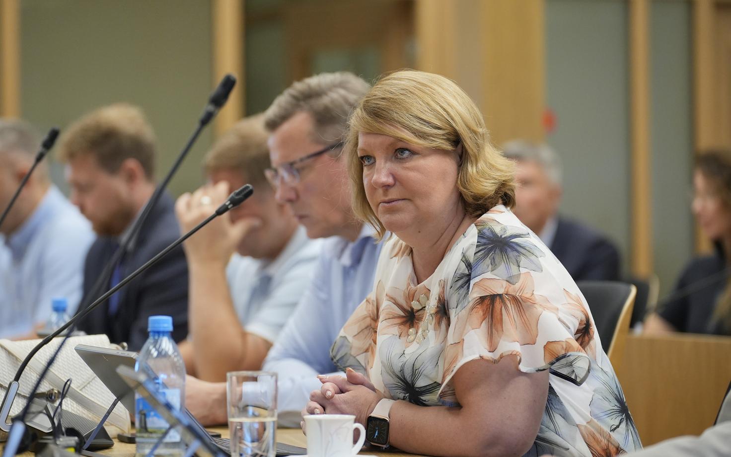 Заседание Нарвского горсобрания 1 августа 2026 года.