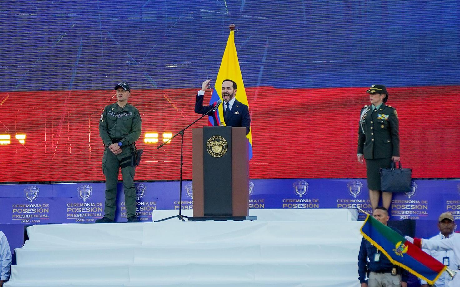Colombia president Abelardo De la Espriella peab kõne Pichincha sõjaväebaasis.