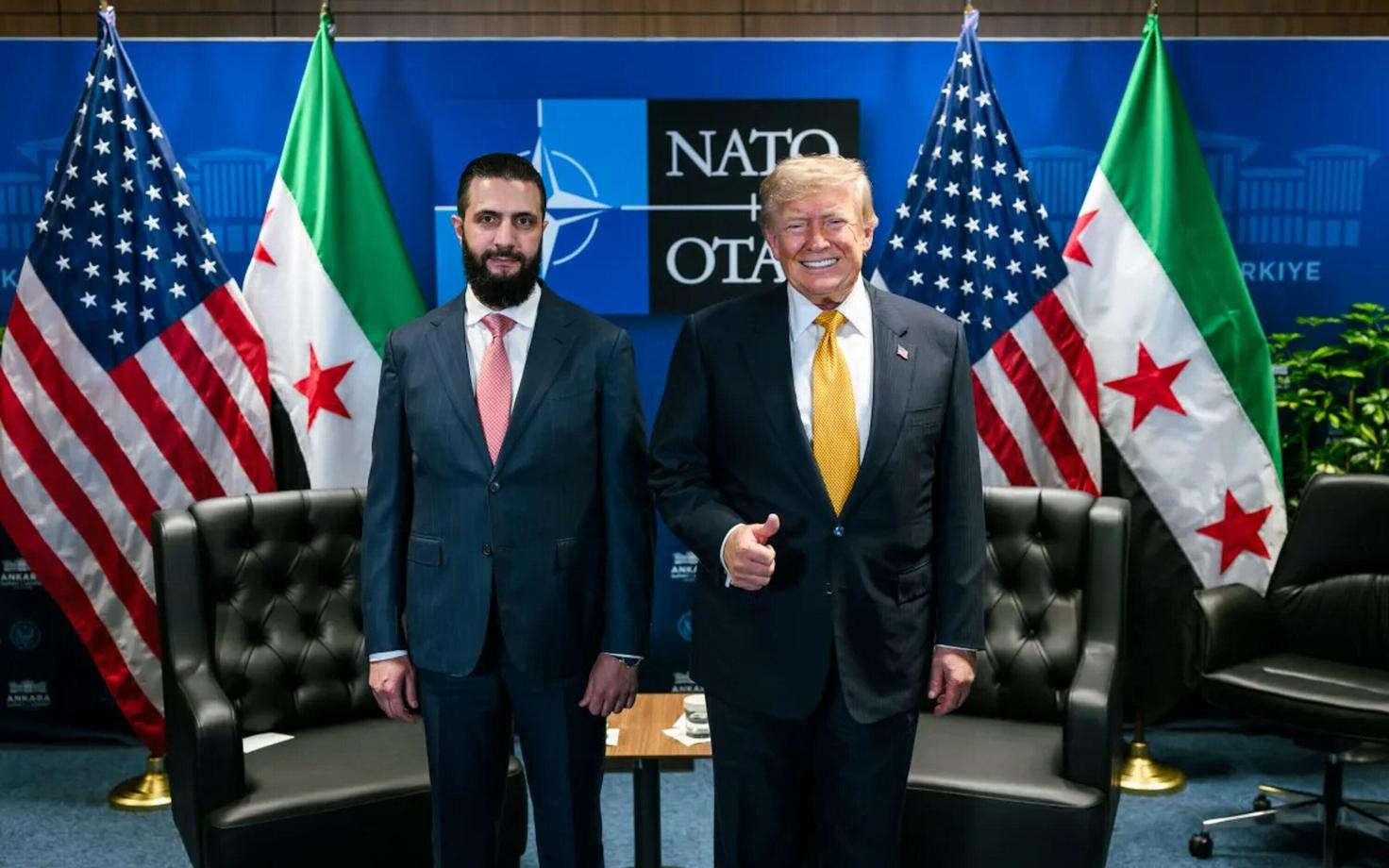 Президент США Дональд Трамп и президент Сирии Ахмед аш-Шараа во время двусторонней встречи на саммите НАТО в Анкаре 8 июля 2026 года.