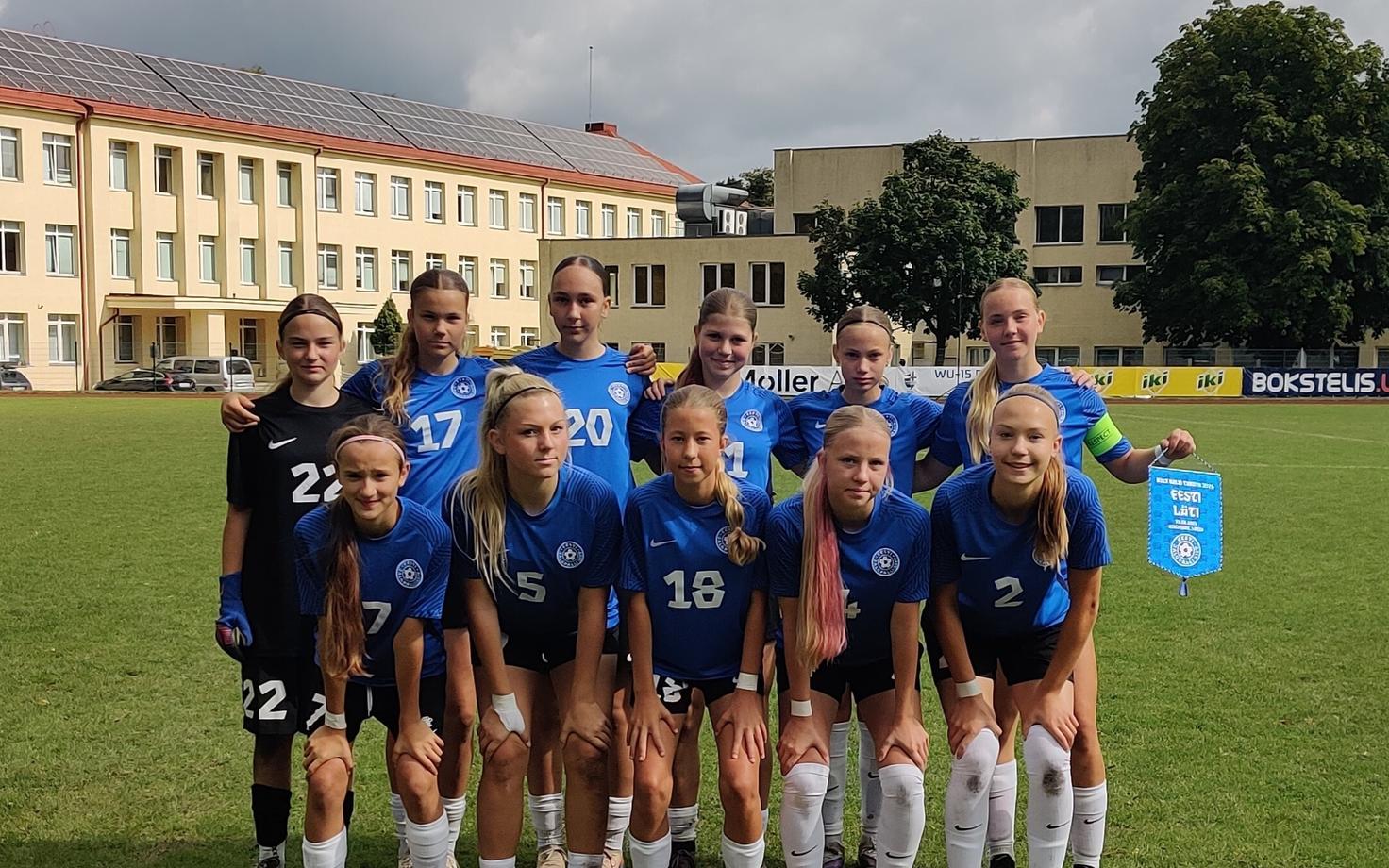 Eesti neidude U-15 jalgpallikoondis