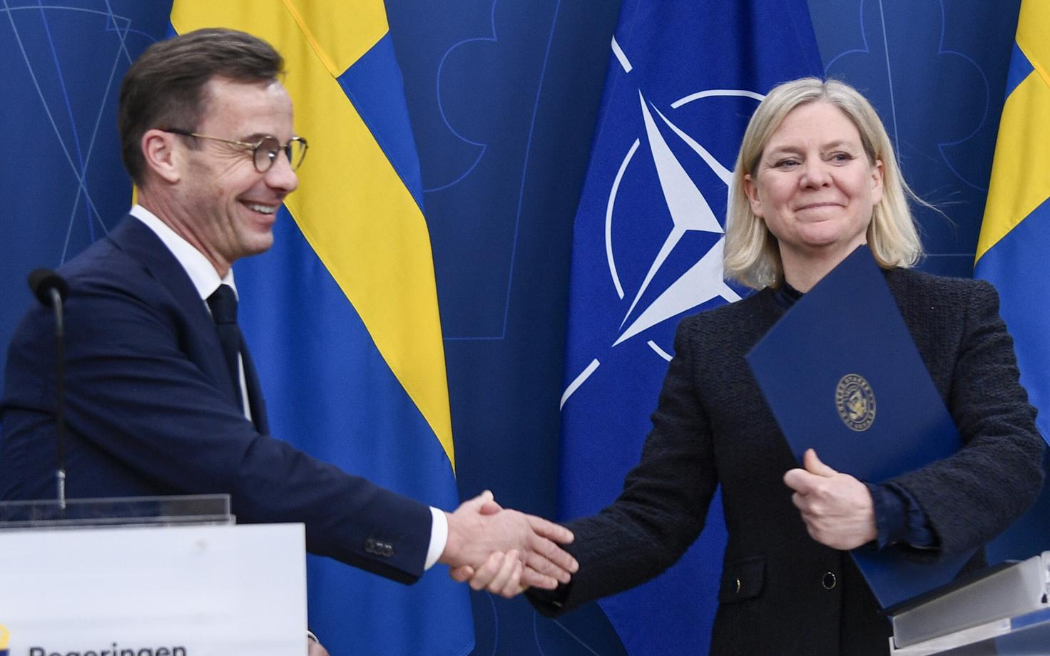 Rootsi peaminister Ulf Kristersson ja opositsiooniliste sotsiaaldemokraatide liider Magdalena Andersson.