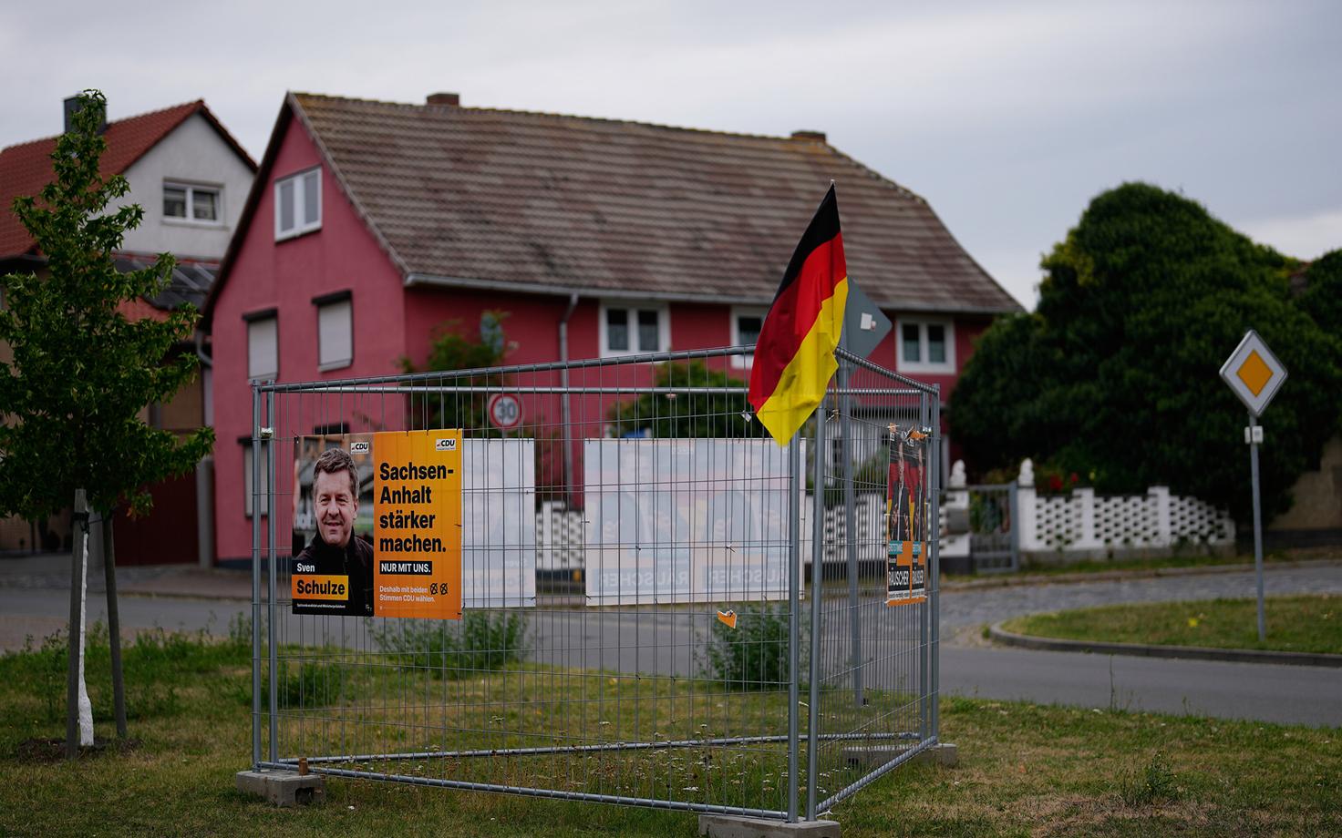 Saksi-Anhalti liidumaa peaministri ja CDU peaministrikandidaadi Sven Schulze valimisplakat