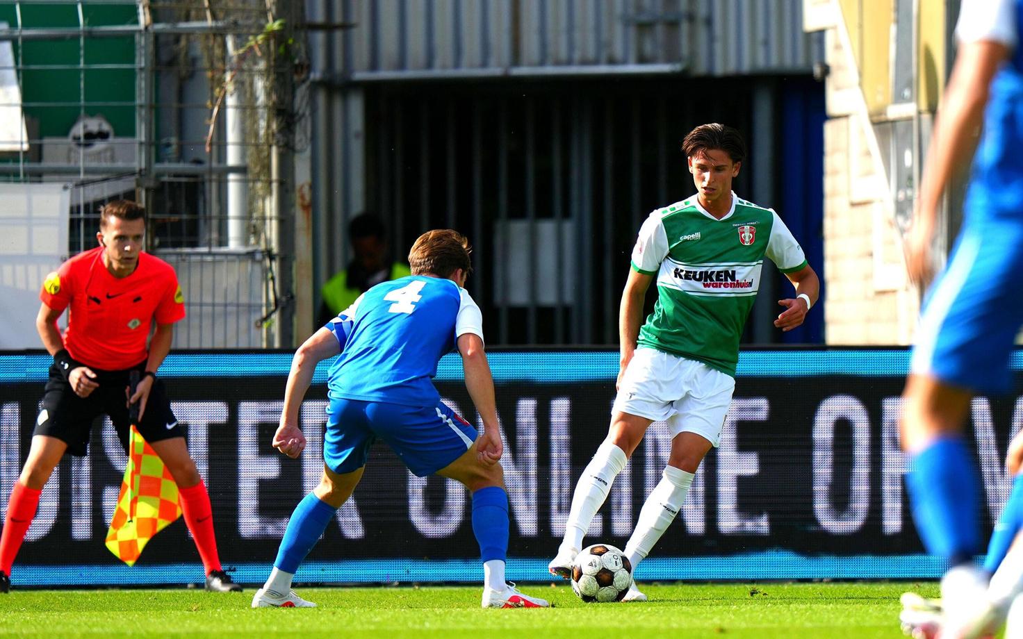 Martin Vetkal (rohelises)