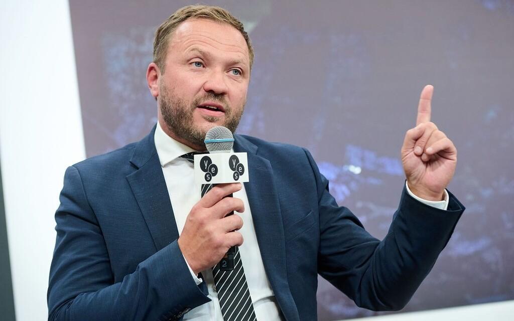 Маргус Цахкна на международной конференции YES 2026 в Киеве.