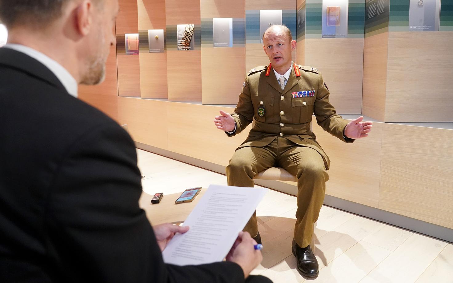 NATO Brunssumi ühendväejuhatuse ülema asetäitja kindralleitnant John Mead andmas intervjuud LETA-le.