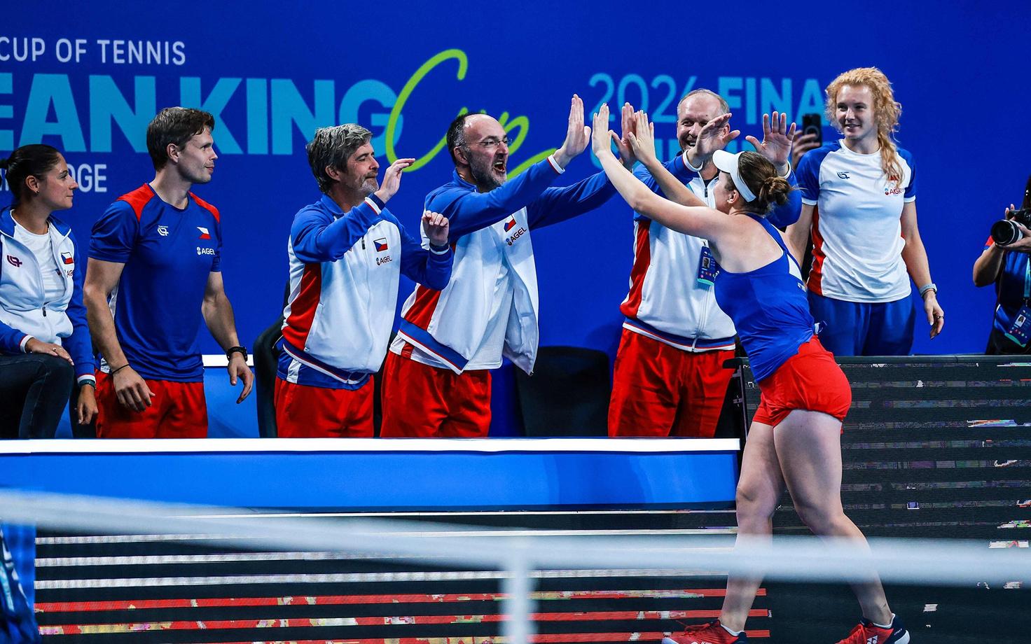 Linda Noskova ja Tšehhi koondis