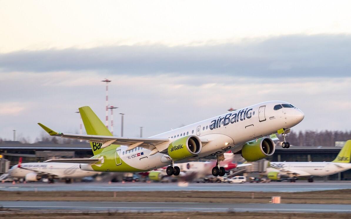 airBaltic Boeing 757 taking off.