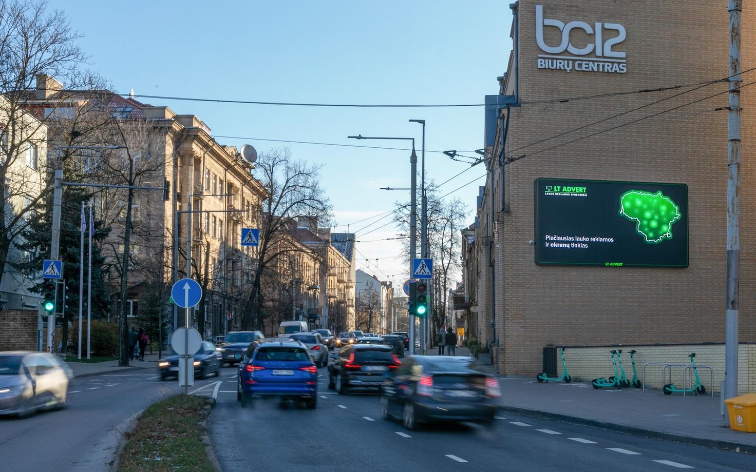 Экран наружной рекламы LT Advert.