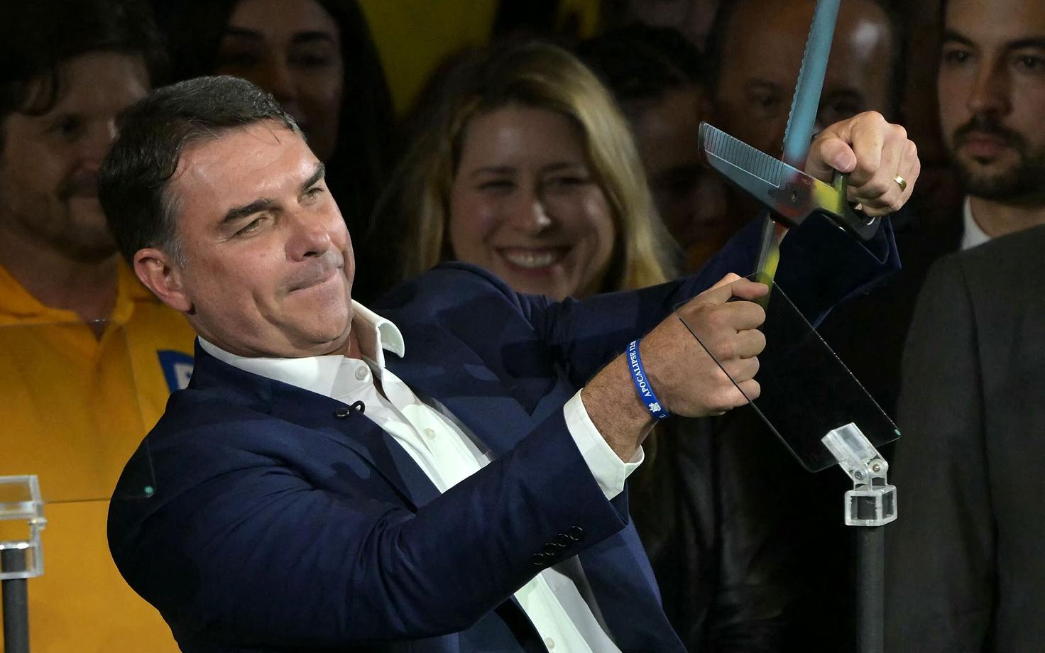 Flavio Bolsonaro seadis oma majandusprogrammi keskmesse riigi kulutuste kärpimise