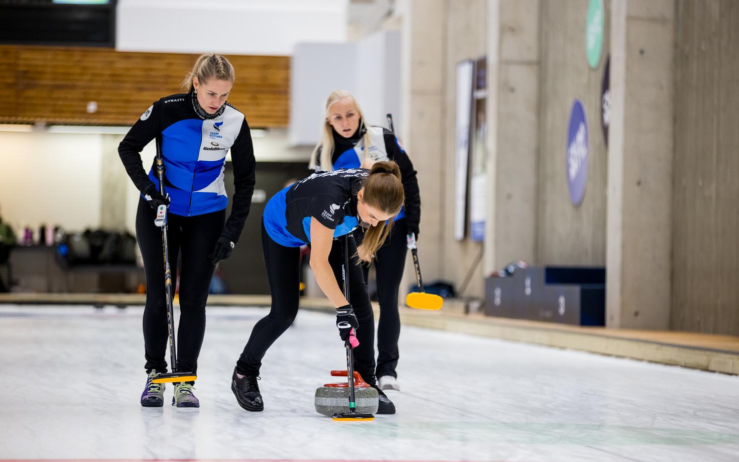 Eesti kurlingunaiskond