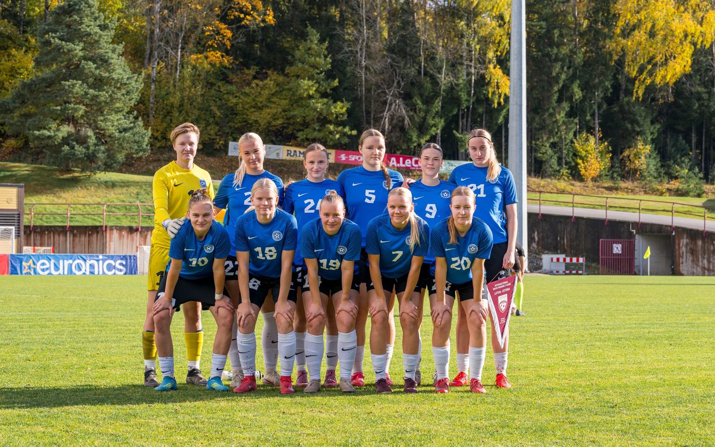 Eesti neidude U-19 jalgpallikoondis