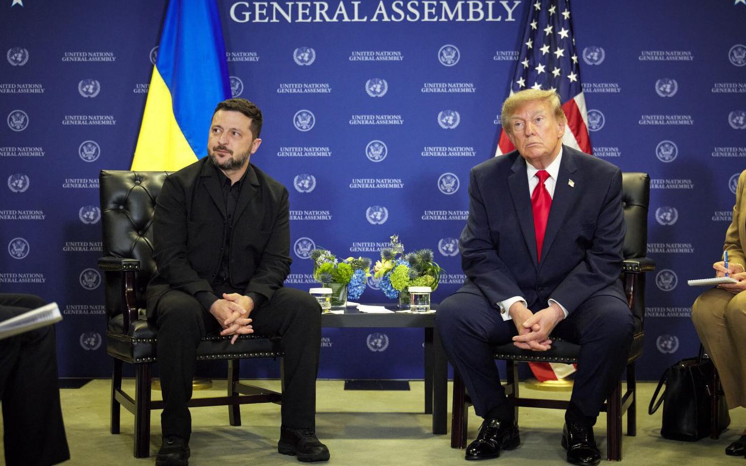 Volodõmõr Zelenski ja Donald Trump.