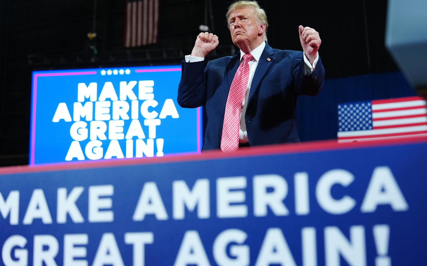 USA president Donald Trump Kansases vabariiklaste kihutuskoosolekul.