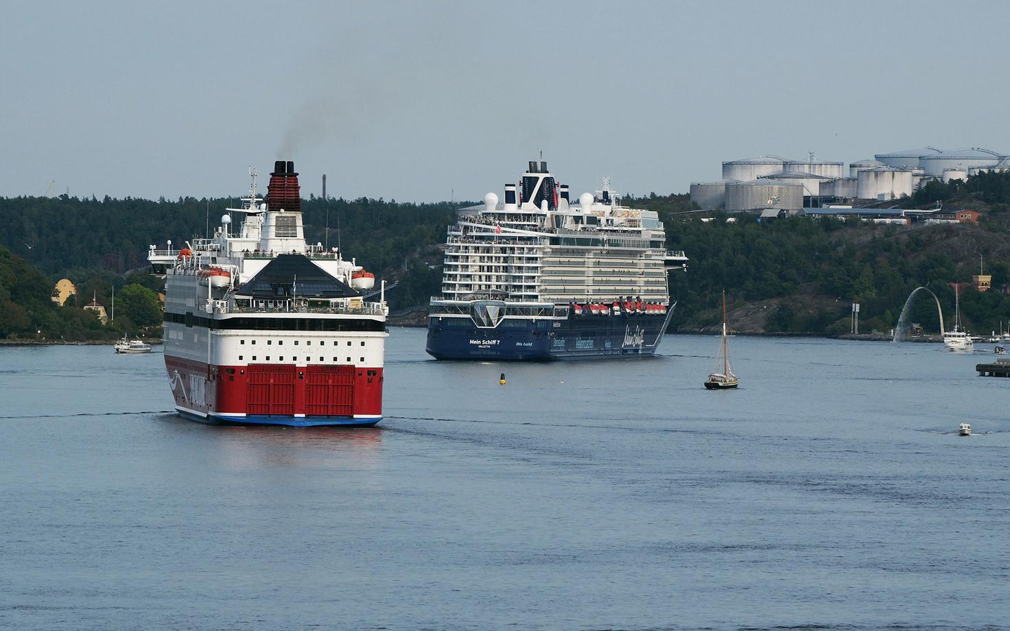 Meresõitja peab teadma võimalikult täpselt, kui palju vett laeva kiilu all on, eriti sadamasse sisenedes ja väljudes ning kitsas faarvaatris kulgedes.