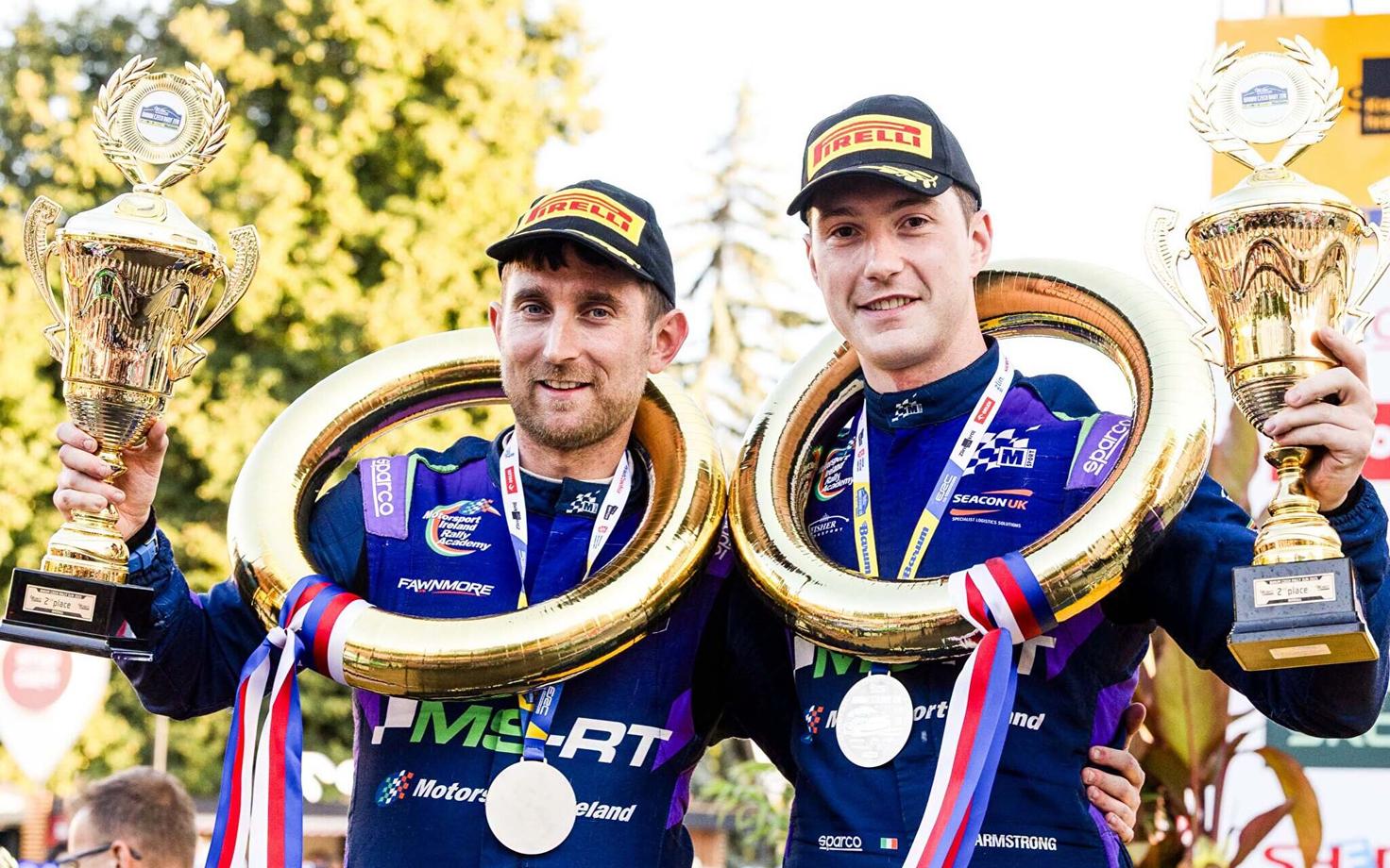 Shane Byrne ja Jon Armstrong.