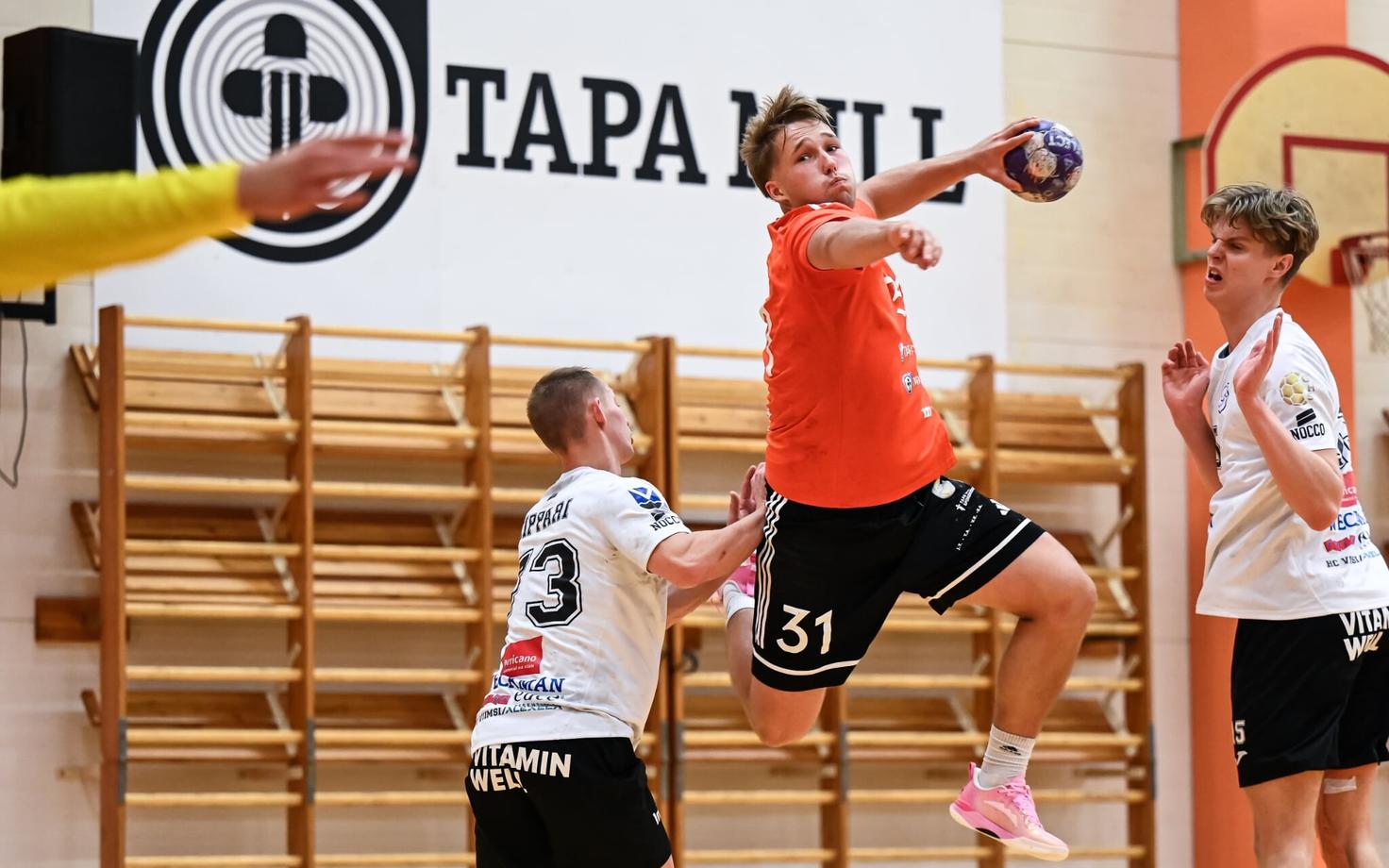 Marcus Rätteli (palliga) väravad vedasid SK Tapa finaalturniirile