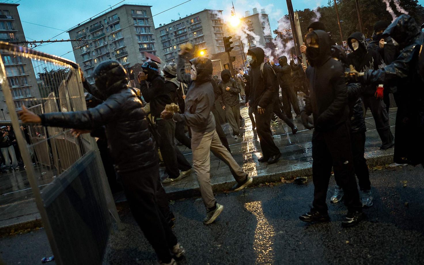Протесты в Париже.