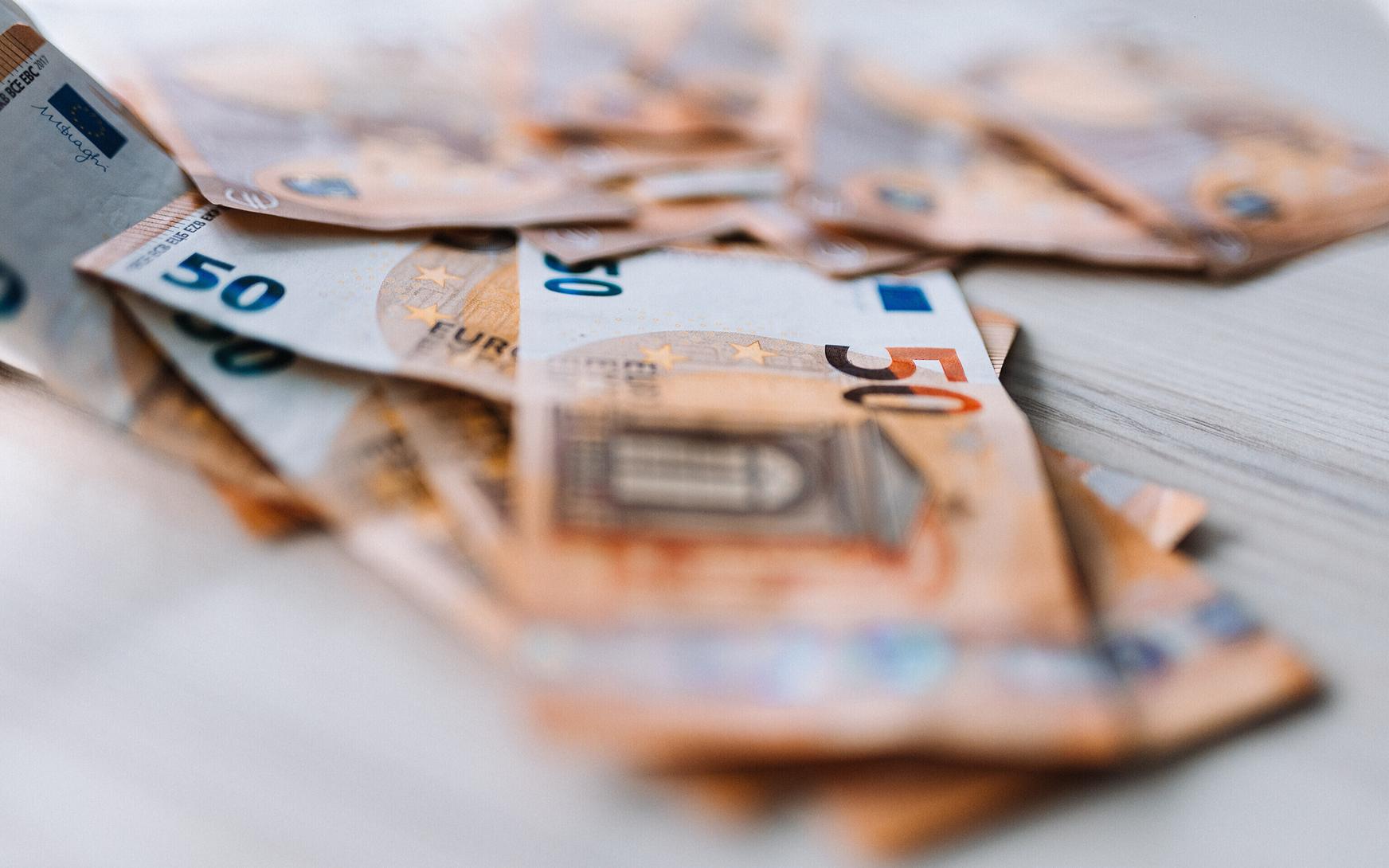 Minimin Rage Minimum wage to grow by 8% next year | News | ERR